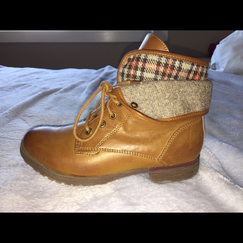 Cute Brown booties 😜